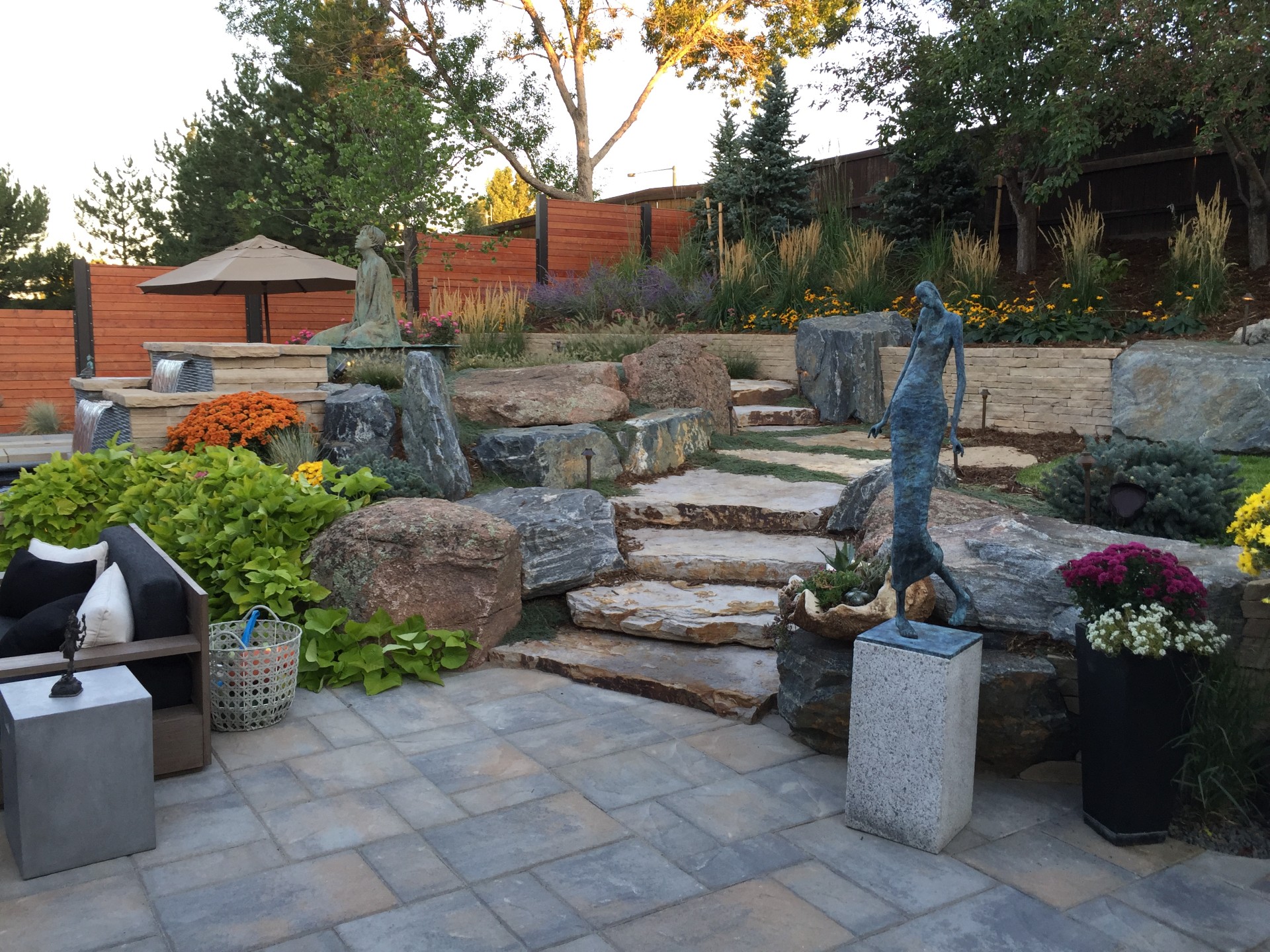Belgard patio with steppers and boulders