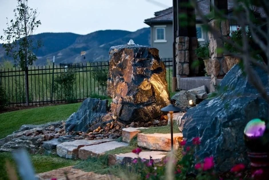 Landscape Lighting - Professional outdoor lighting design and installation