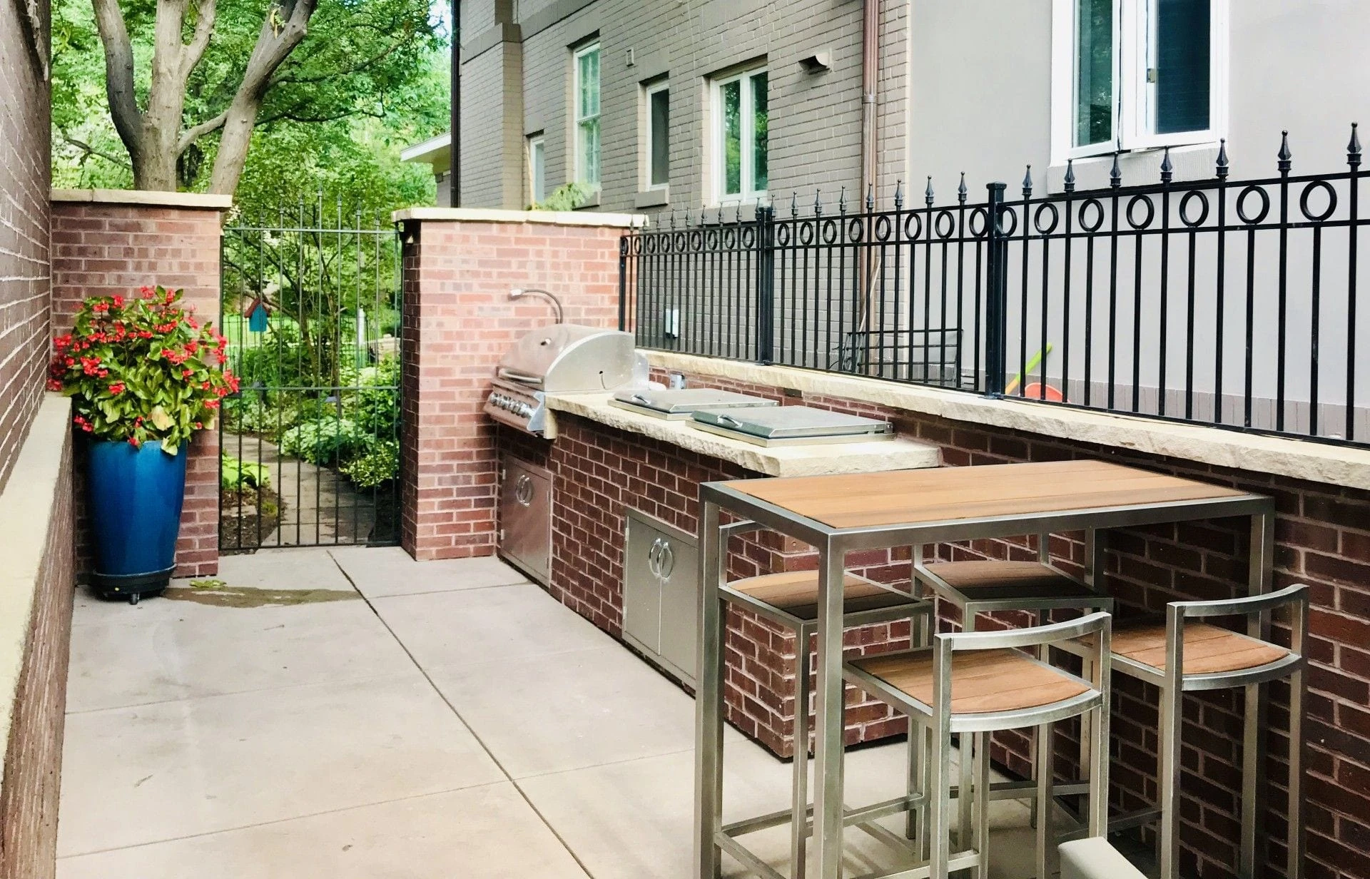 Brick outdoor kitchen and grill island