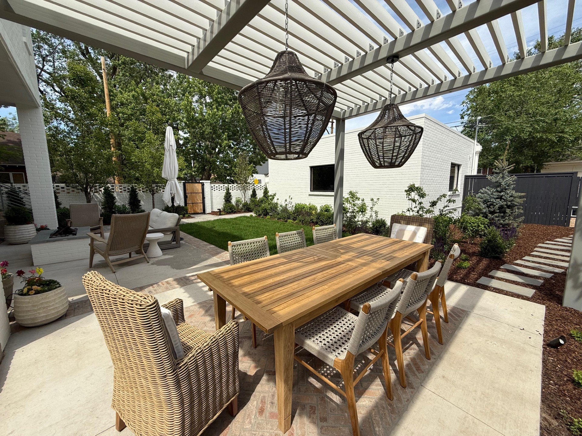 Landscaping services in Englewood, CO