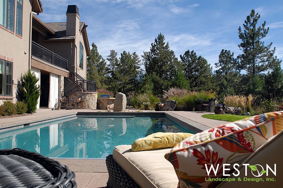 Swimming pool installation